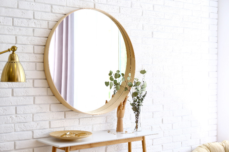 Miroir en inox poli sur mesure pour un salon