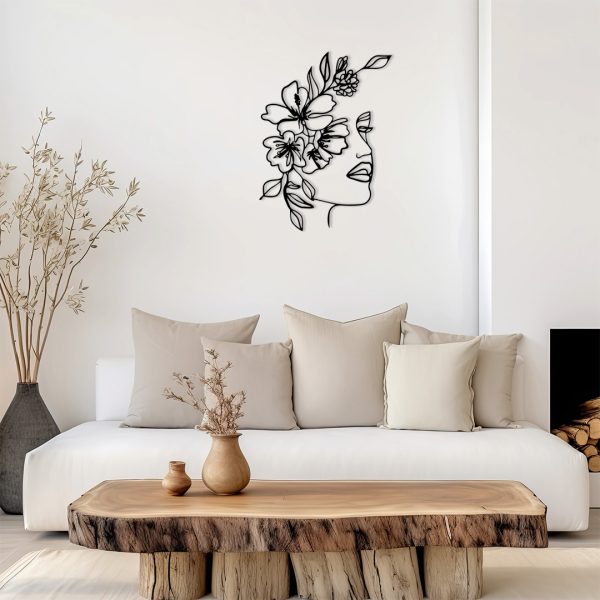 Décoration murale métal visage de femme fleuri