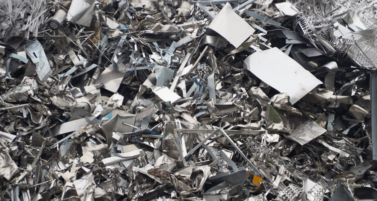 Recyclage de pièces en acier inoxydable